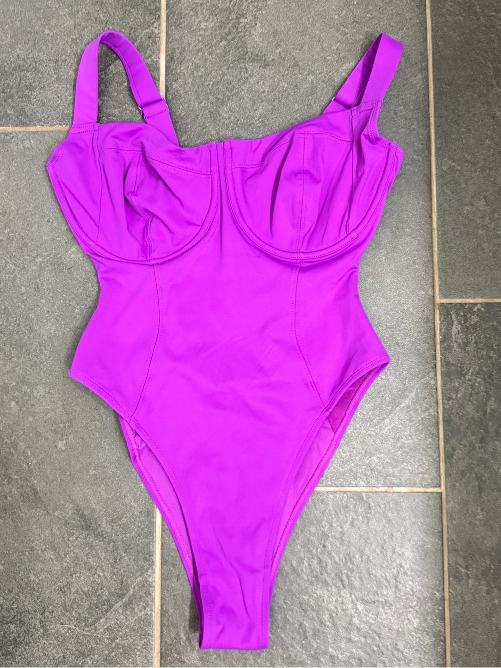 TA3 Swimwear Hi Cut Lifty in Orchid BNWT Small